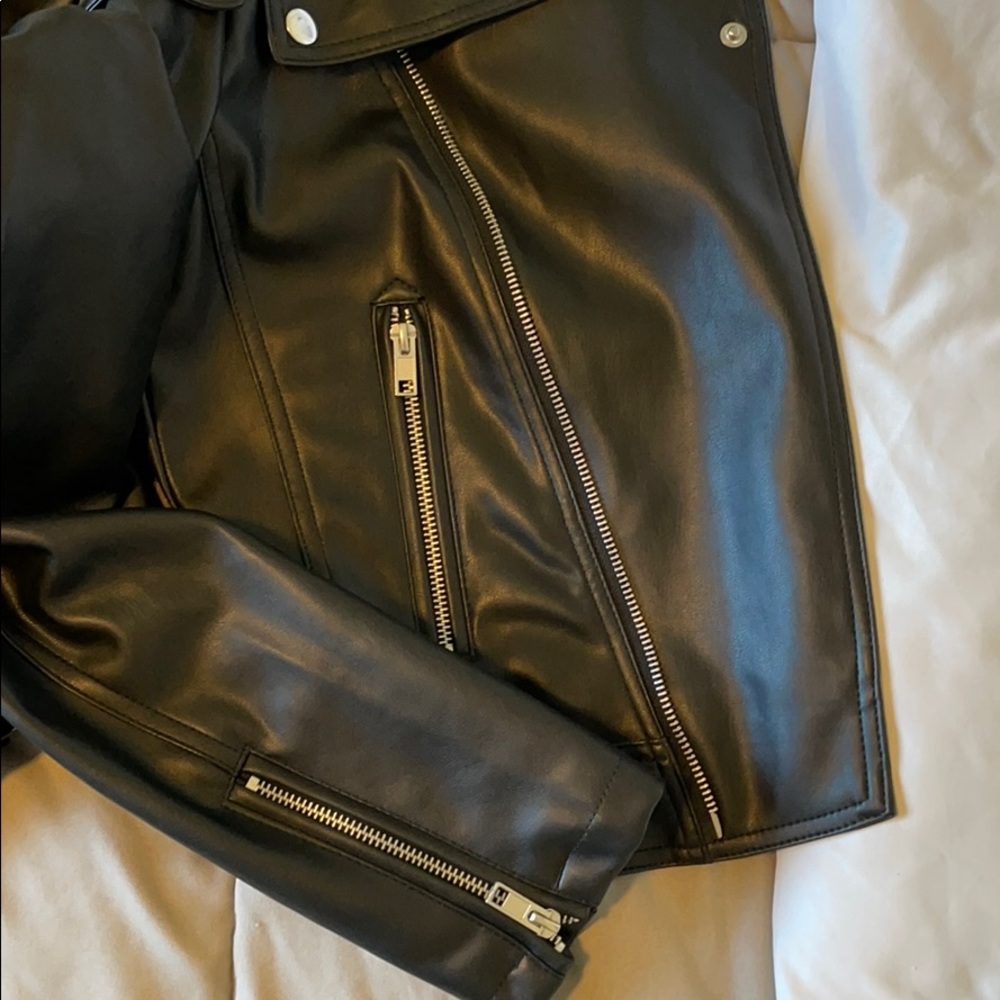 Stylish Jacket - image 8